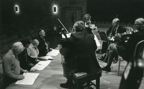 Peter Pears, Colin Matthews, Imogen Holst and Donald Mitchell with the Amadeus String Quartet during rehearsals for the premiere of Britten’s String Quartet No. 3, Snape Maltings, December 1976
