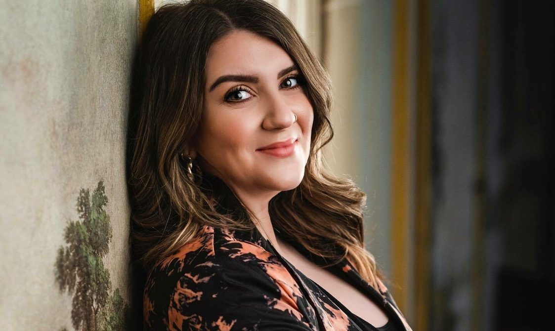 Lauren Young (Mezzo-Soprano, UK)