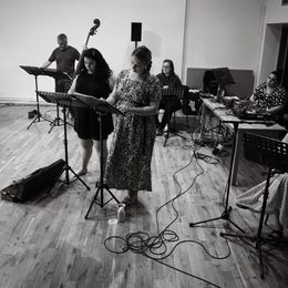 Two Sisters Snape Maltings Rehearsal